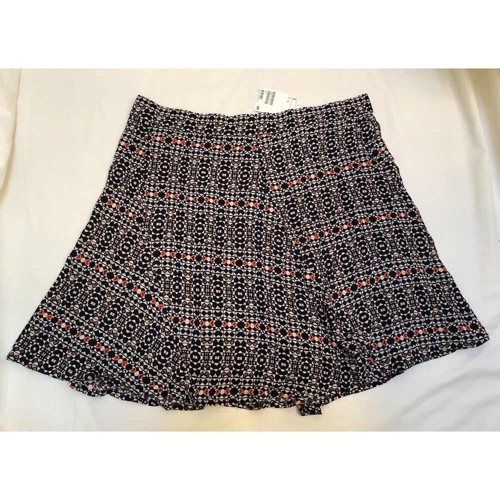 NWT H&M Navy Blue Multicolor Size 14 Geometric Print Short Skirt